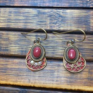 EUC - Pink Cabochon Layered Gold Tone Filigree Teardrop Hook Earrings
